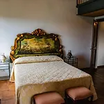 Le 7 Camicie 3* Castelnuovo dellʼAbate