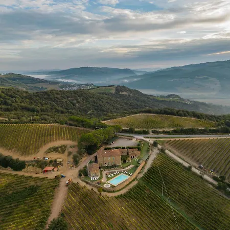 Aparthotel Le 7 Camicie Castelnuovo dellʼAbate