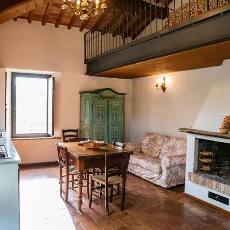 Le 7 Camicie 3* Castelnuovo dellʼAbate