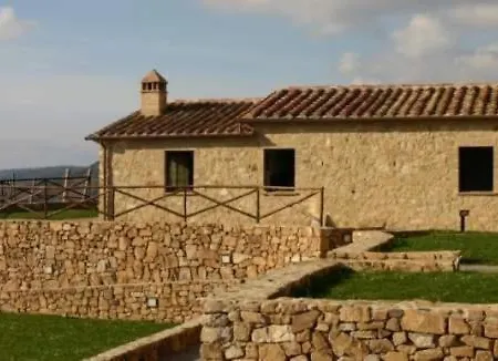 Le 7 Camicie 3* Castelnuovo dellʼAbate