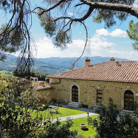 Aparthotel Le 7 Camicie Castelnuovo dellʼAbate