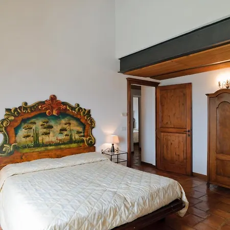 Le 7 Camicie 3* Castelnuovo dellʼAbate