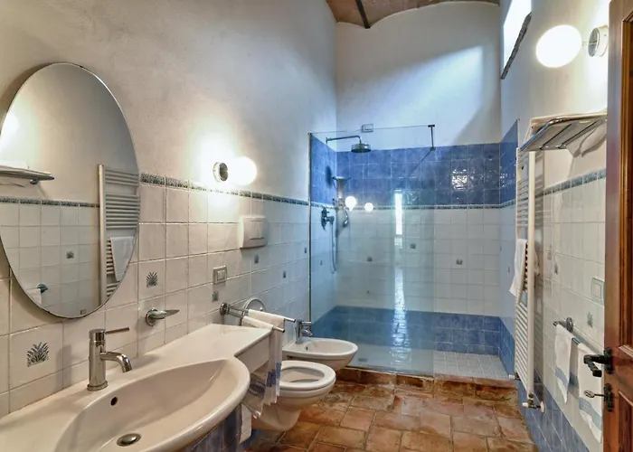 Le 7 Camicie 3* Castelnuovo dellʼAbate